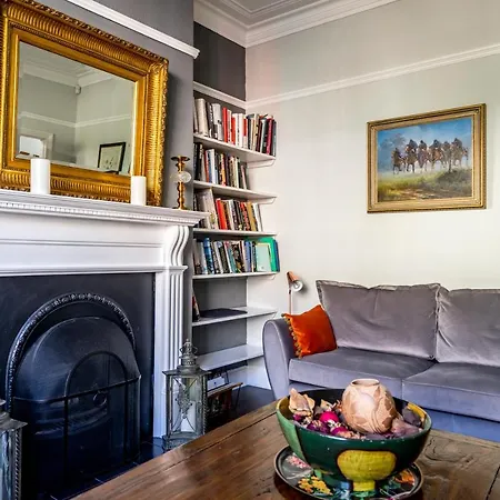 22 Sandringham Street York